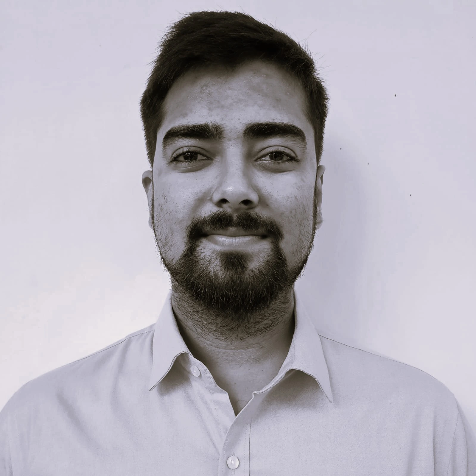 How Shashank a Senior Business Consultant, cut AHT by 30% and boosted efficiency.